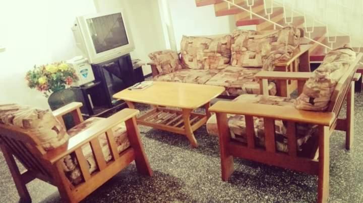 Отель Lux Etoils & Pool