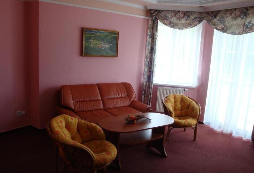 בית מלון כפרי Lázně Evženie