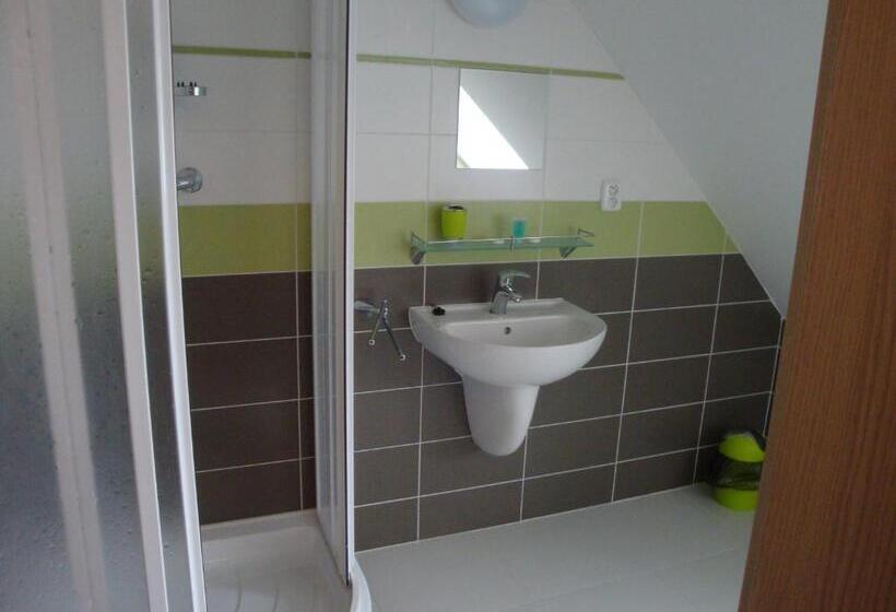 בית מלון כפרי Lázně Evženie