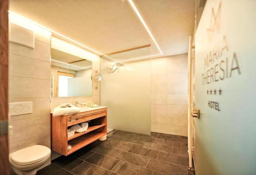 בית מלון כפרי Maria Theresia