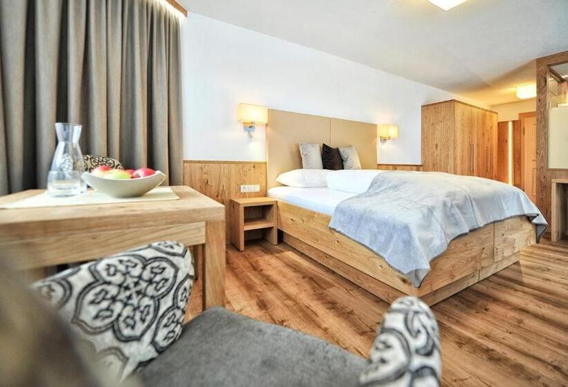 בית מלון כפרי Maria Theresia