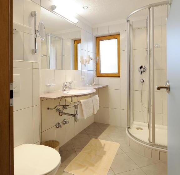 בית מלון כפרי Maria Theresia