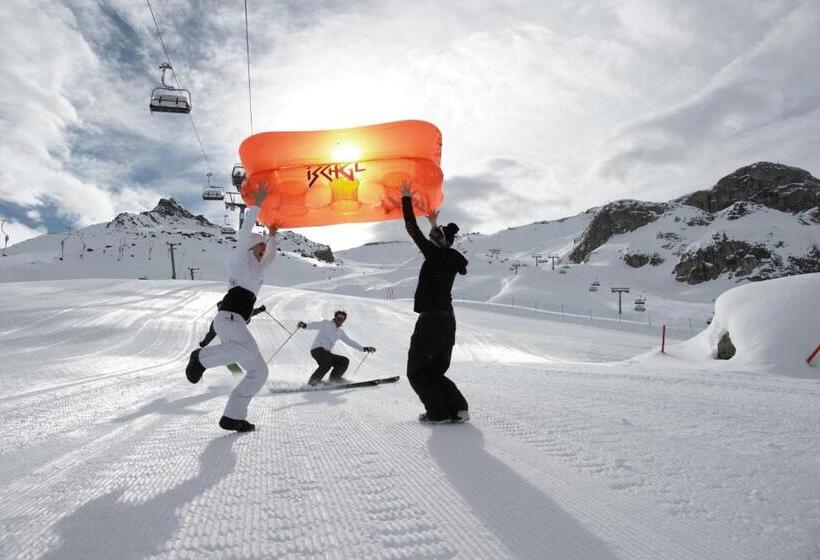 בית מלון כפרי Maria Theresia