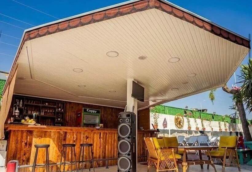 בית מלון כפרי Meryam Deluxe Suit