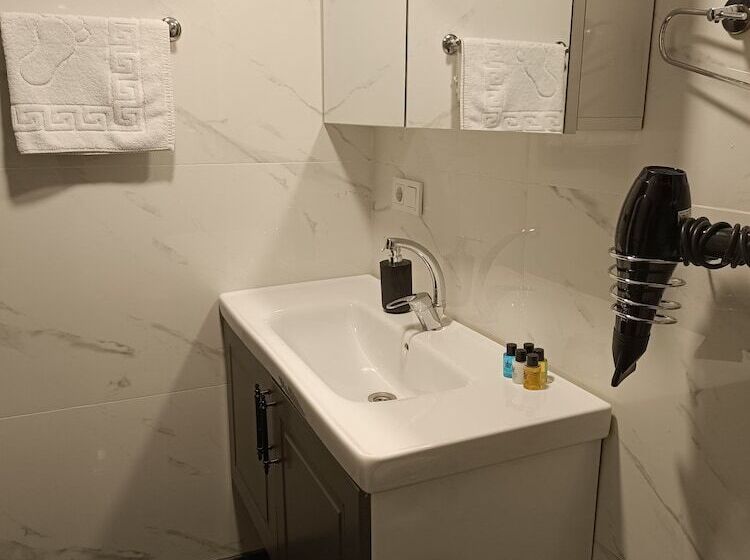 בית מלון כפרי Nomad Hub Istanbul Residence