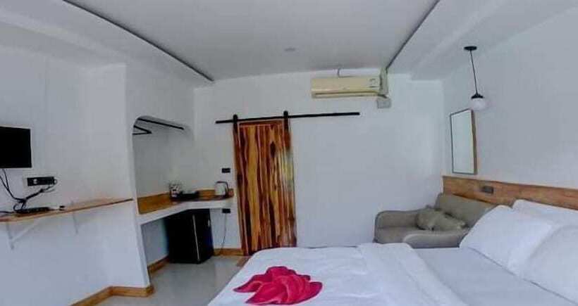 فندق Rateesumalee Pool View Kolarn