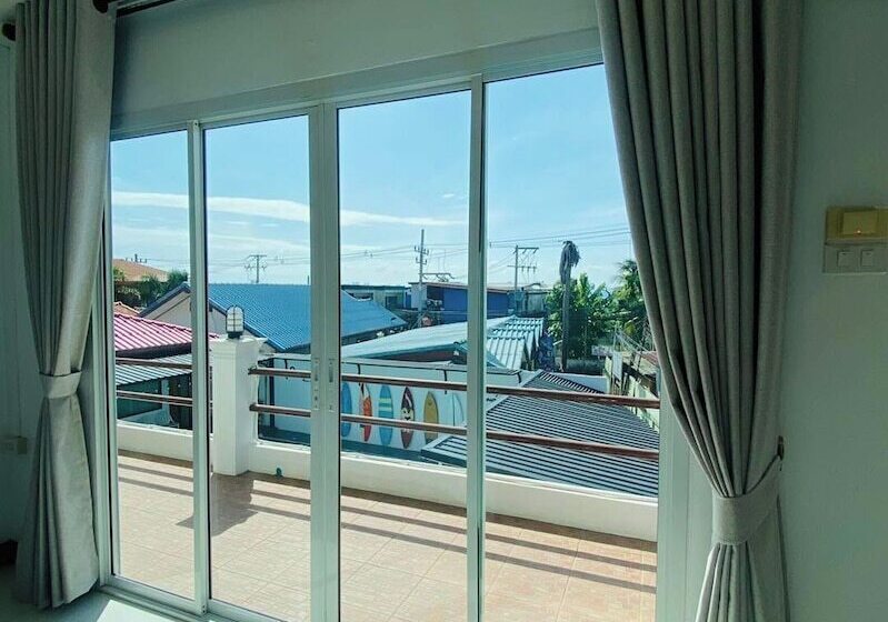 Отель Rateesumalee Pool View Kolarn