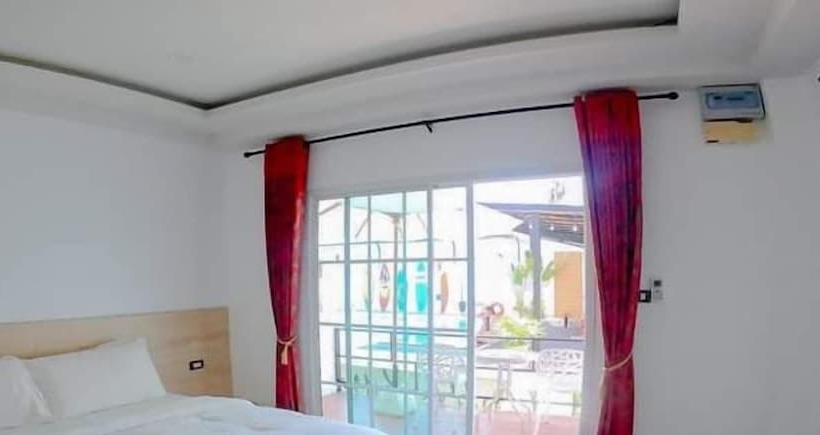 Отель Rateesumalee Pool View Kolarn