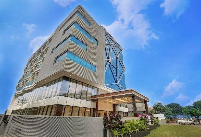 בית מלון כפרי Regenta Central Javaji Mysore