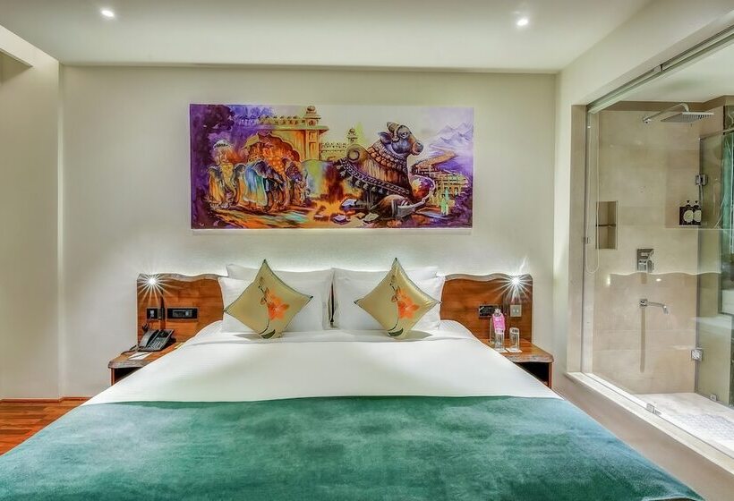 בית מלון כפרי Regenta Central Javaji Mysore