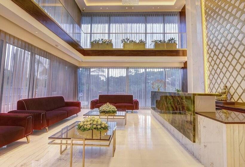 בית מלון כפרי Regenta Central Javaji Mysore