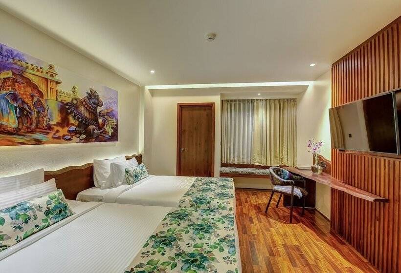 בית מלון כפרי Regenta Central Javaji Mysore