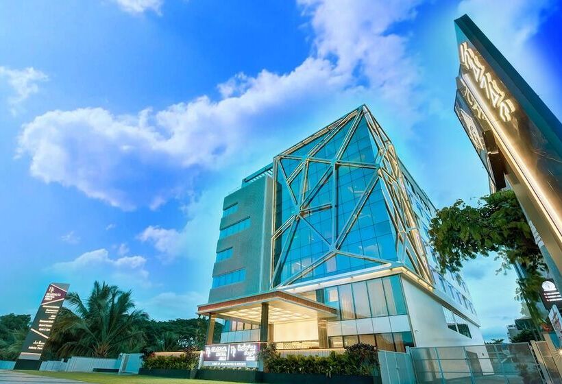 בית מלון כפרי Regenta Central Javaji Mysore