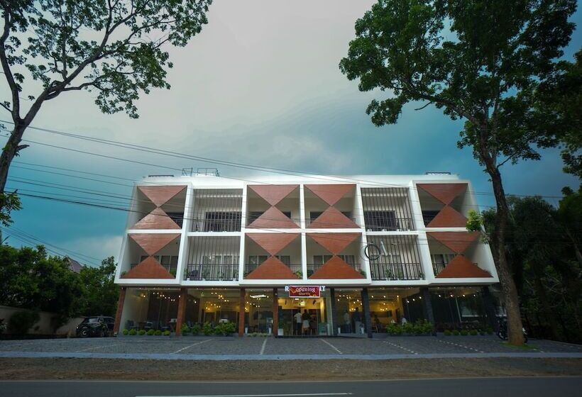 酒店 Royalton Residency