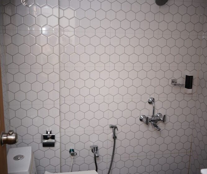 酒店 Signum Cityscape Landmark Dahej