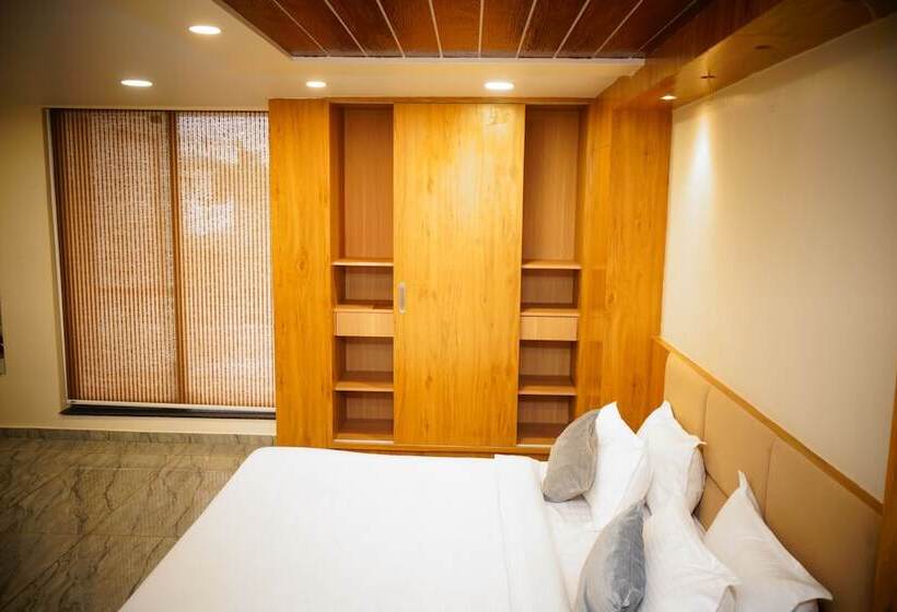 酒店 Signum Cityscape Landmark Dahej