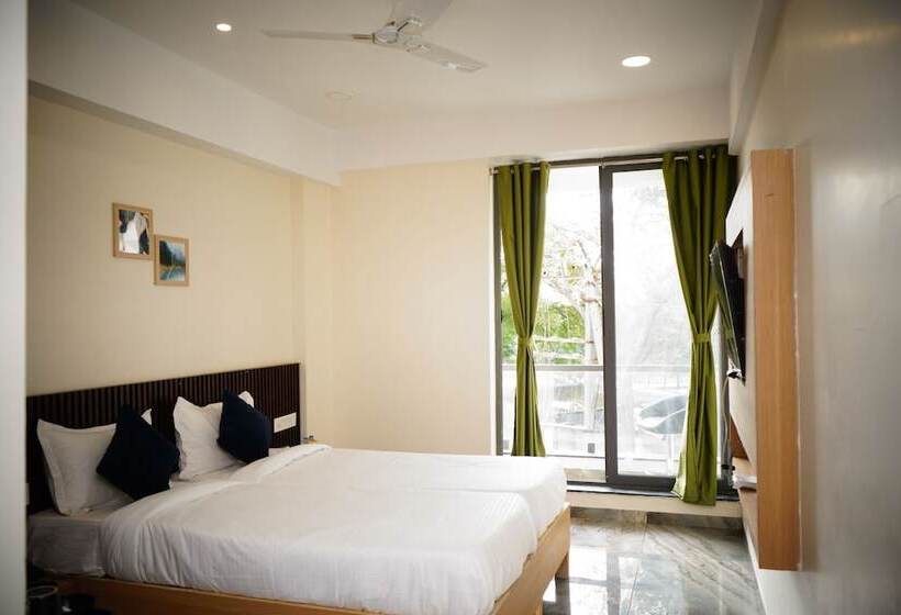 酒店 Signum Cityscape Landmark Dahej