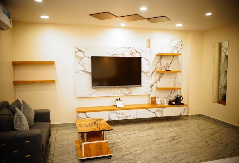 酒店 Signum Cityscape Landmark Dahej