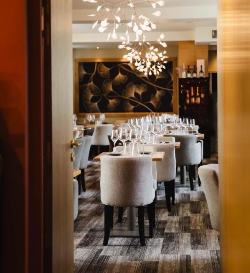 酒店 Le Castel Cabourg Hôtel & Spa  Restaurant La Calypso