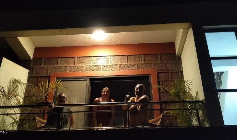 فندق Stay Classy