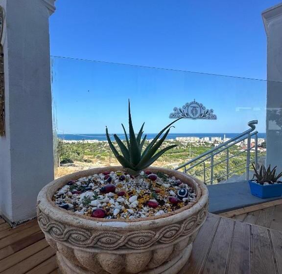 בית מלון כפרי Tek Han Kumkuyu