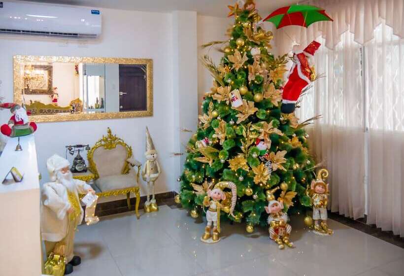 فندق The Royalty Inn