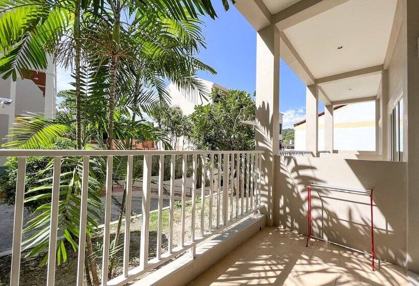 בית מלון כפרי Tri's Miracle Kata Beach Side