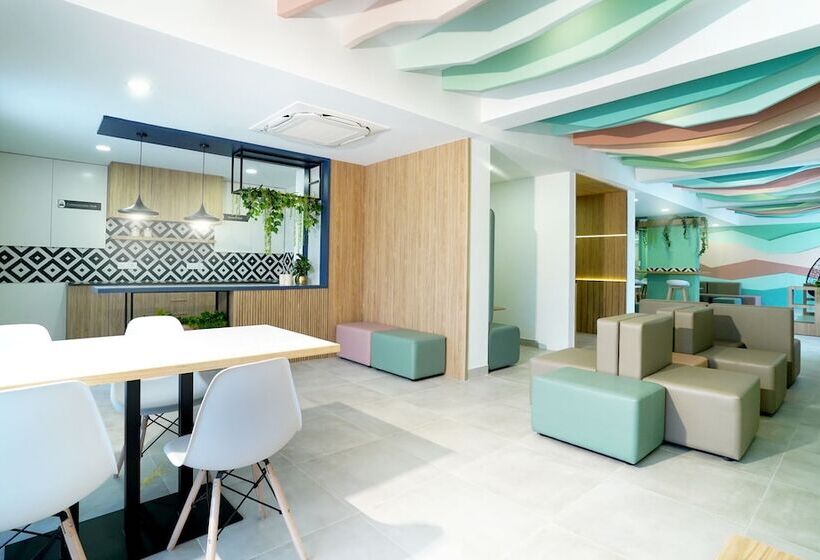 هتل Truliv Olympus Elite