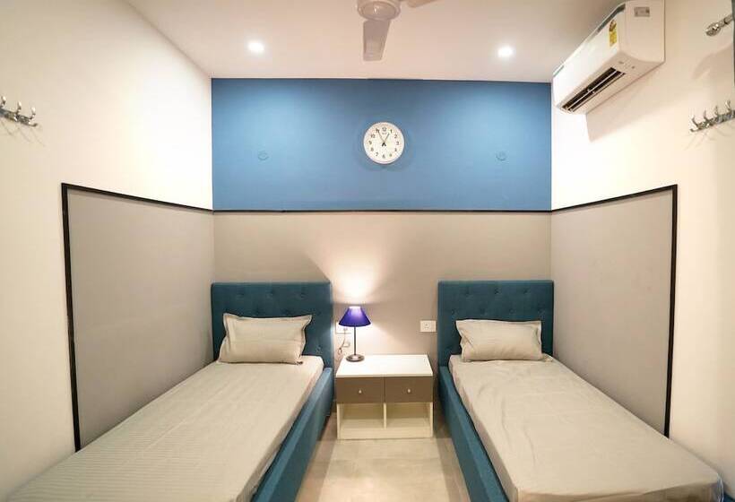 هتل Truliv Olympus Elite