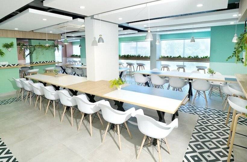 هتل Truliv Olympus Elite