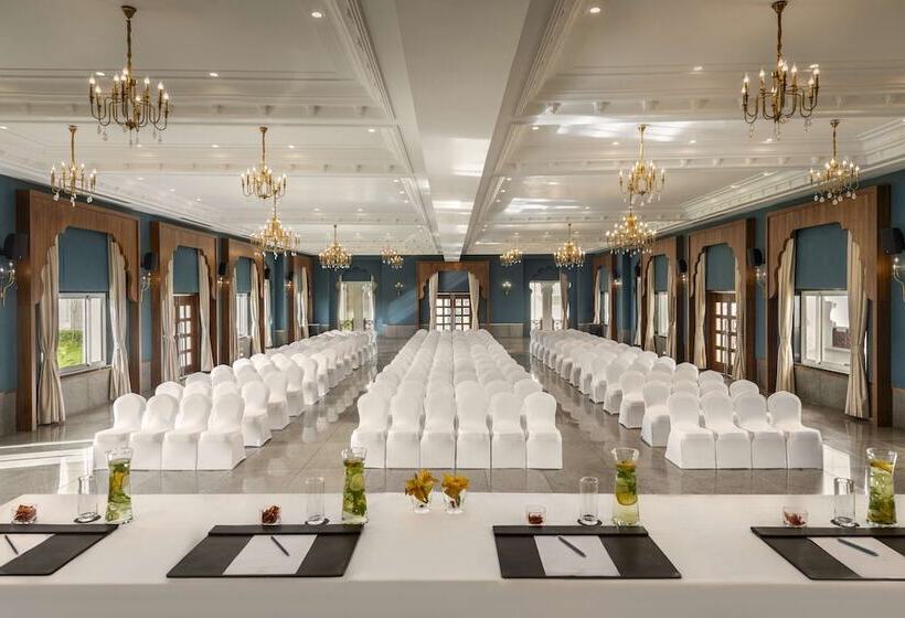 Hotel Uday Palace Navsari, A Member Of Radisson Individuals