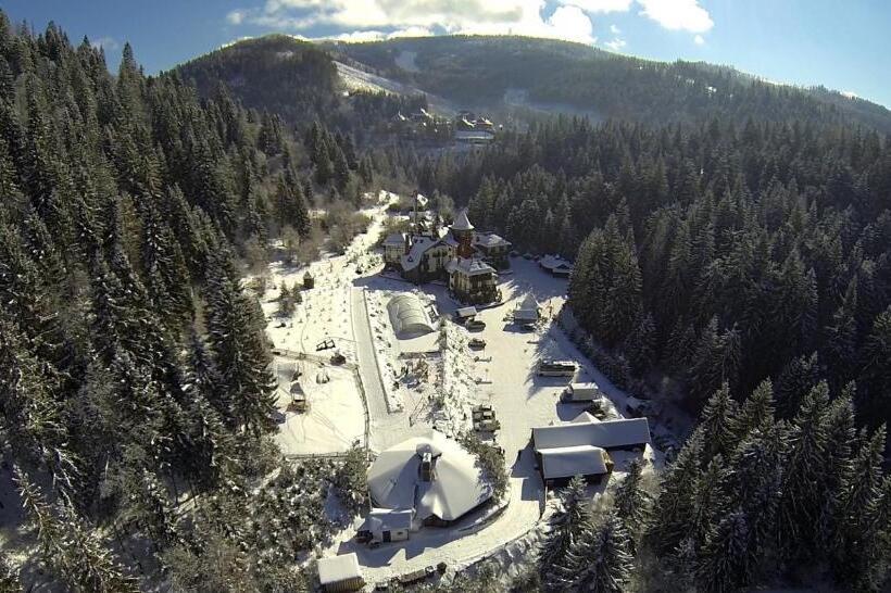 酒店 Vezha Vedmezha