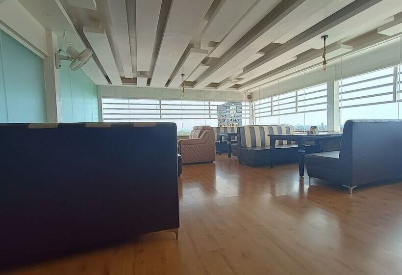 בית מלון כפרי Vijayanagarakingscourt