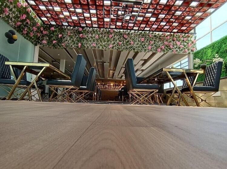 酒店 Vijayanagarakingscourt