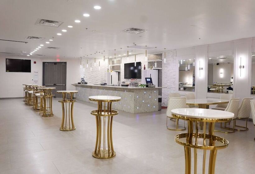 هتل Wyndham Dfw Airport