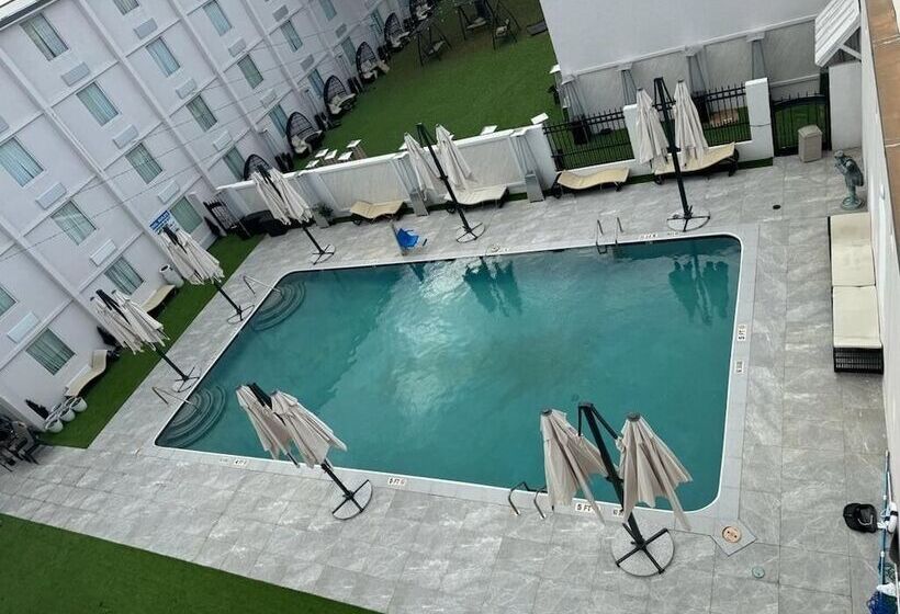 هتل Wyndham Dfw Airport