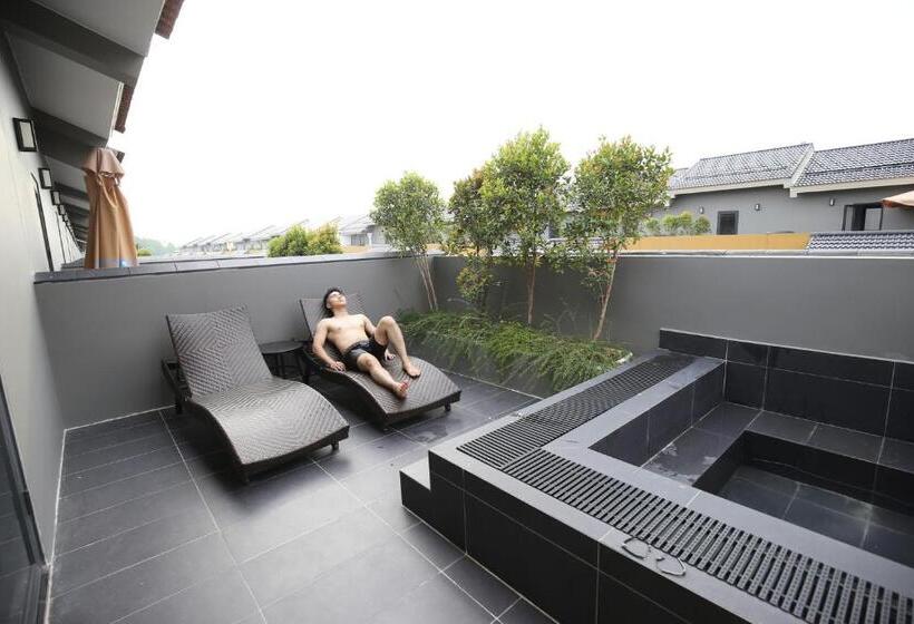 هتل Wyndham Lynn S Times Thanh Thủy