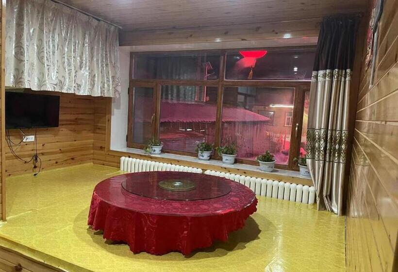 בית מלון כפרי Yabuli Farm House