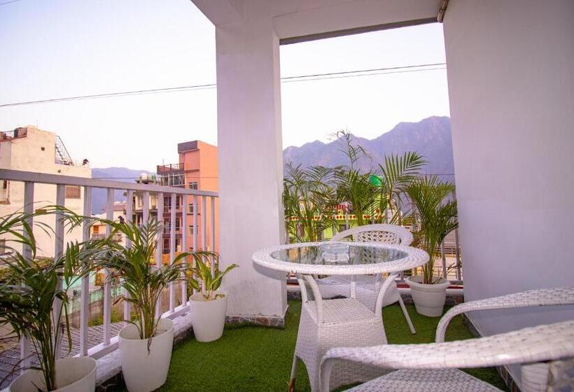 Ix Hostel