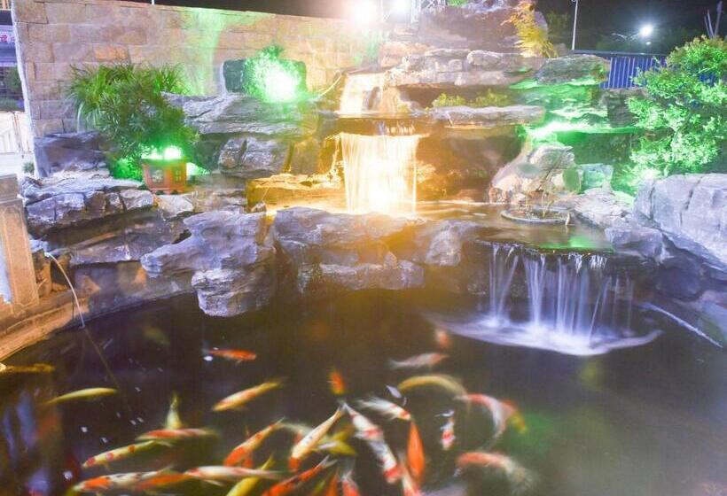 Kyriad Marvelous Hotel Luoding Ring City East Road