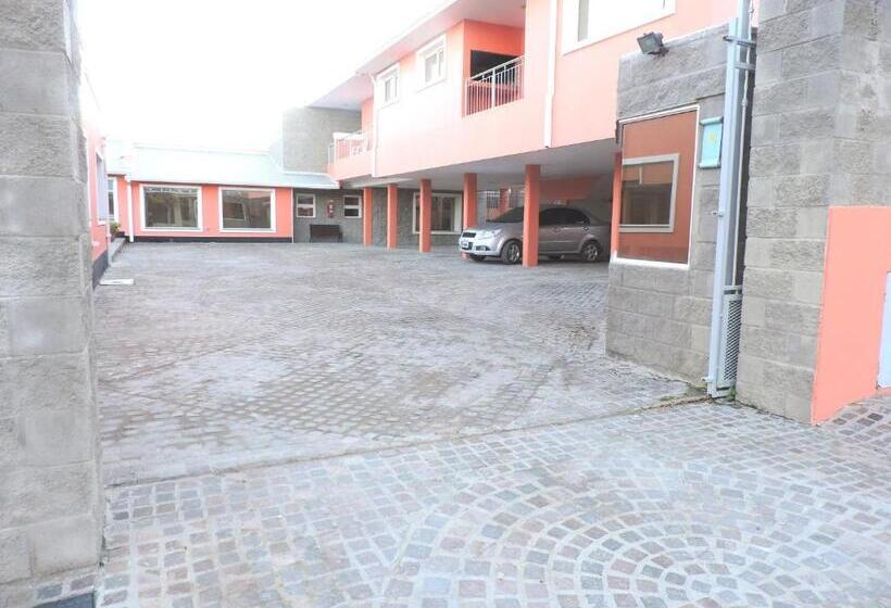 Los Aromos Apart Spa