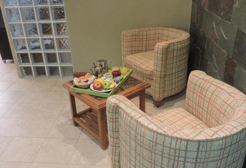 Los Aromos Apart Spa