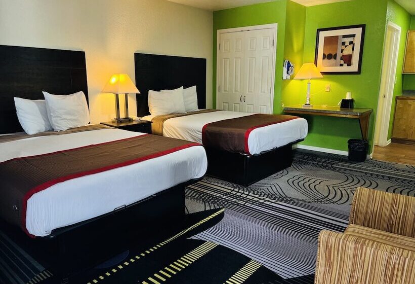 Мотель High Five Inn