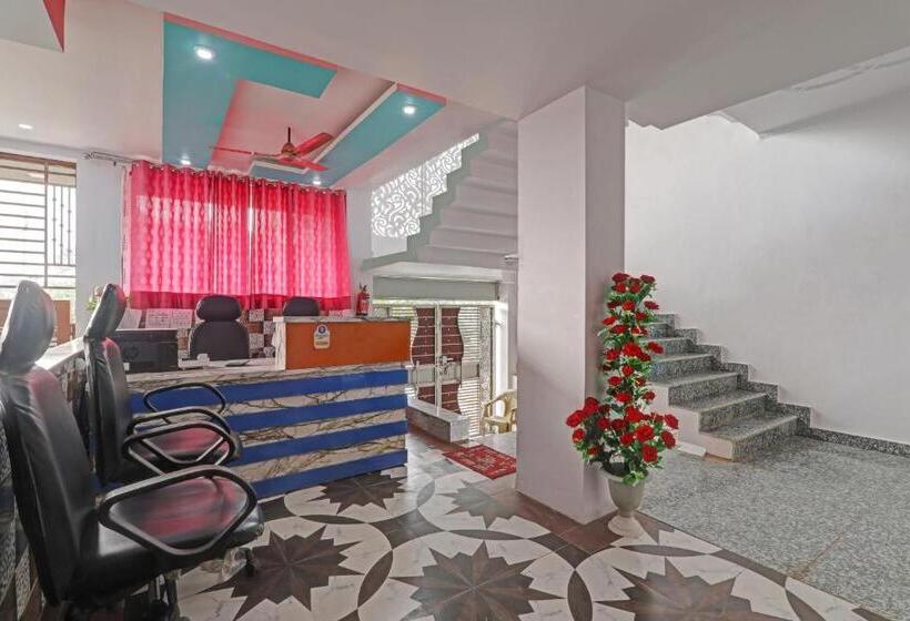 Oyo Flagship 86660 Hotel Rk Grand