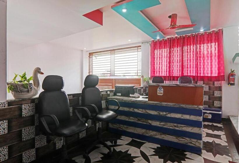 Oyo Flagship 86660 Hotel Rk Grand