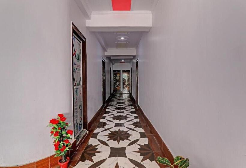 Oyo Flagship 86660 Hotel Rk Grand