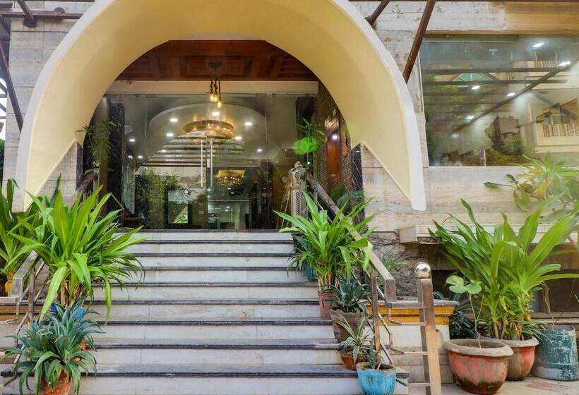 Oyo Flagship Hotel Rudra Palace