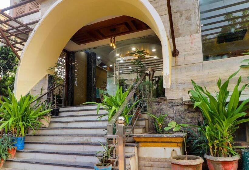 Oyo Flagship Hotel Rudra Palace