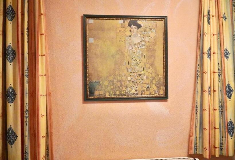 Пансион Apart Laresch