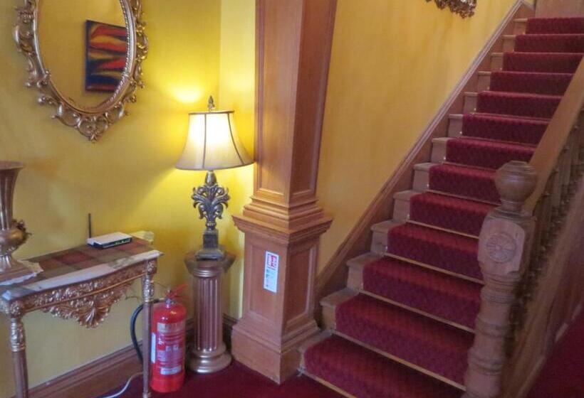 بنسيون Bank Guest House